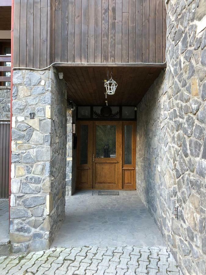 Still Apartament Sinaia Exterior foto